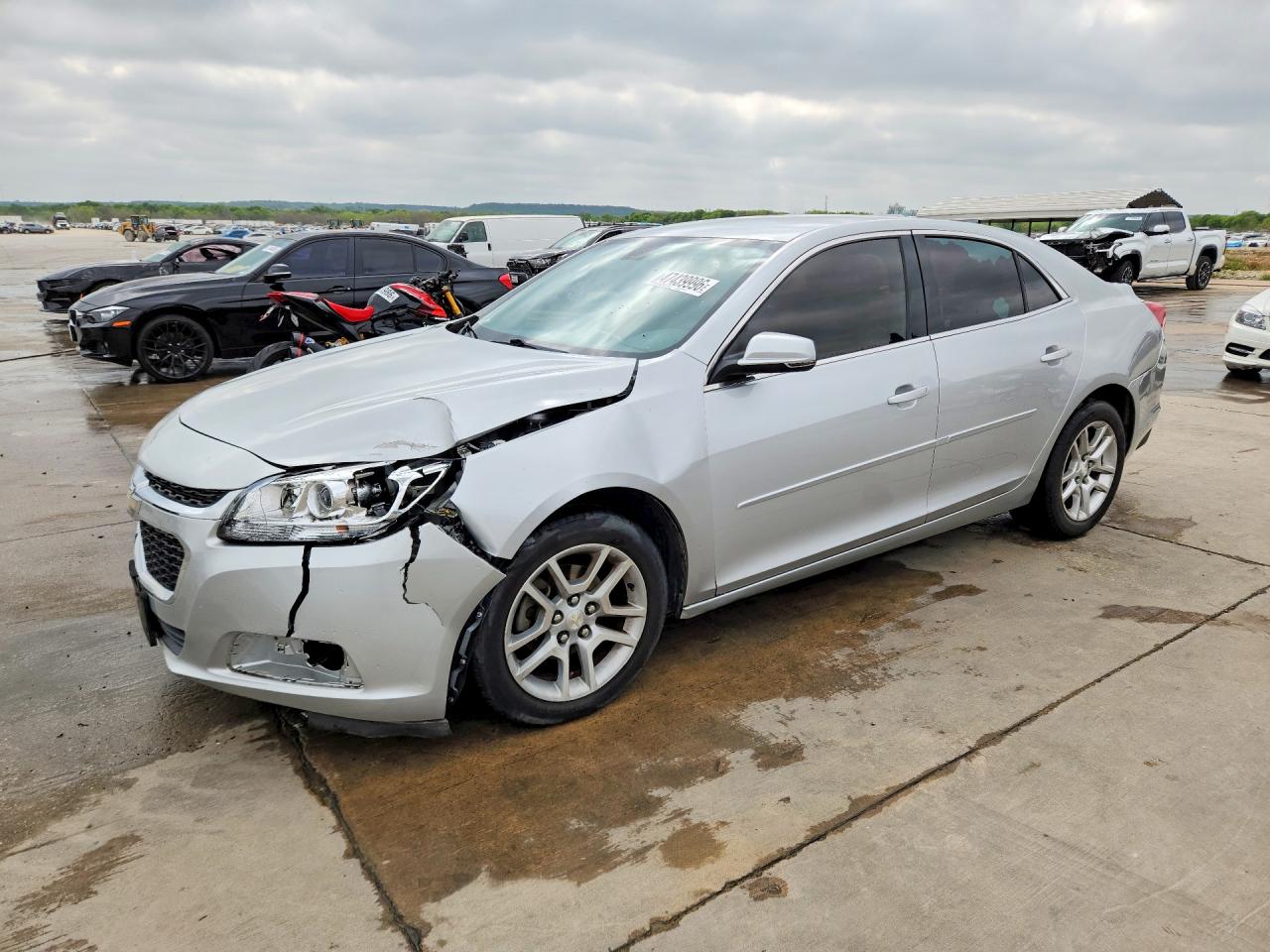 2014 Chevrolet Malibu VIN 1G11C5SL2EF232810 photo 1