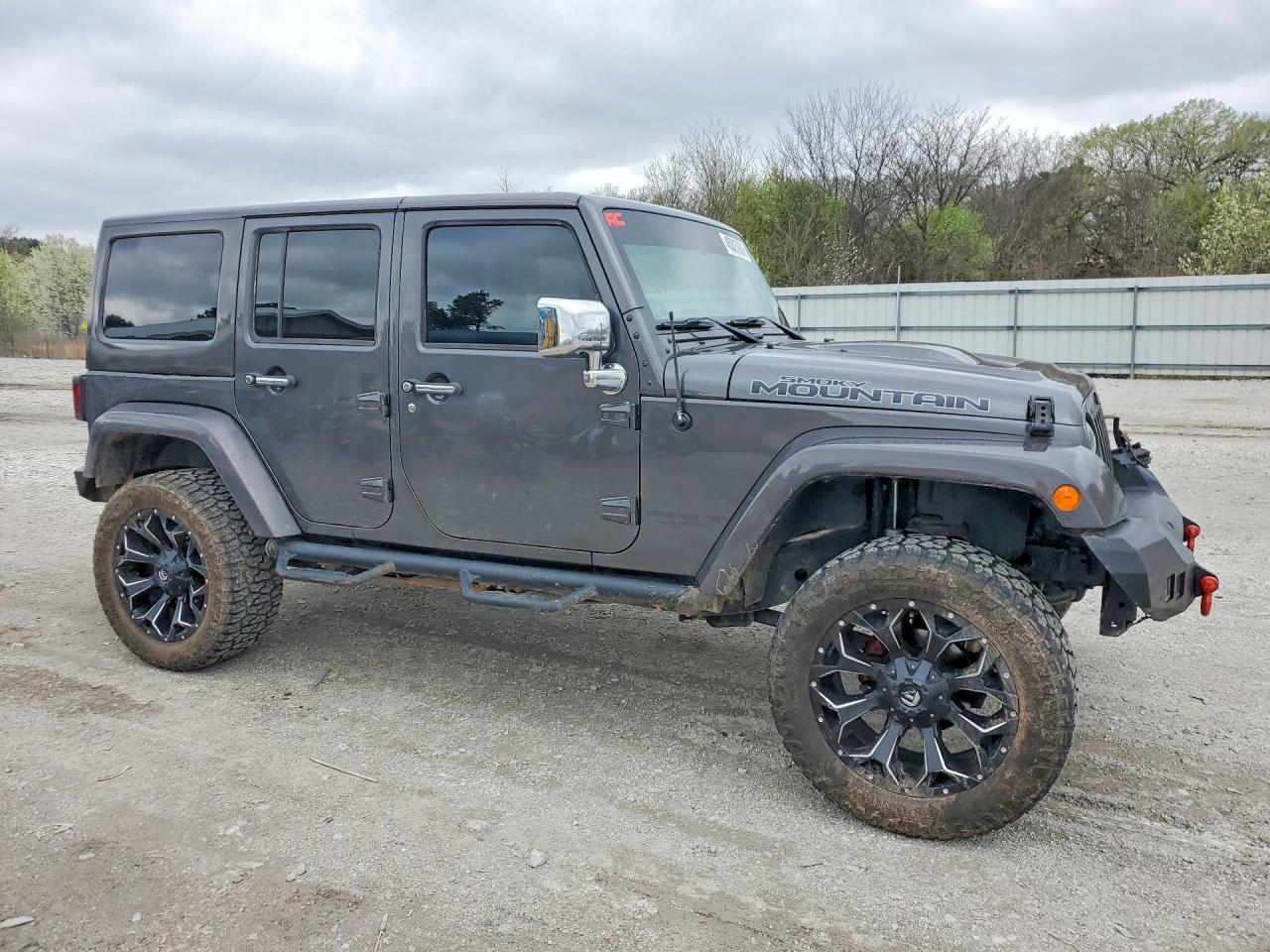 2017 Jeep All models VIN 1C4BJWEG0HL627791 photo 4