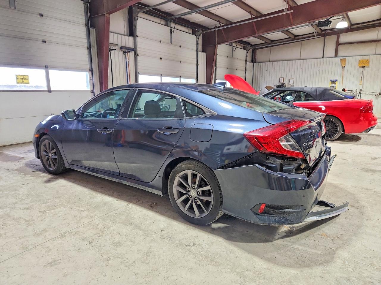 2019 Honda Civic VIN 19XFC1F30KE200847 photo 2