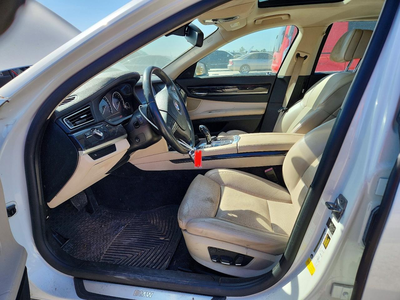 2011 BMW 7 series VIN WBAKB8C58BCY66973 photo 7