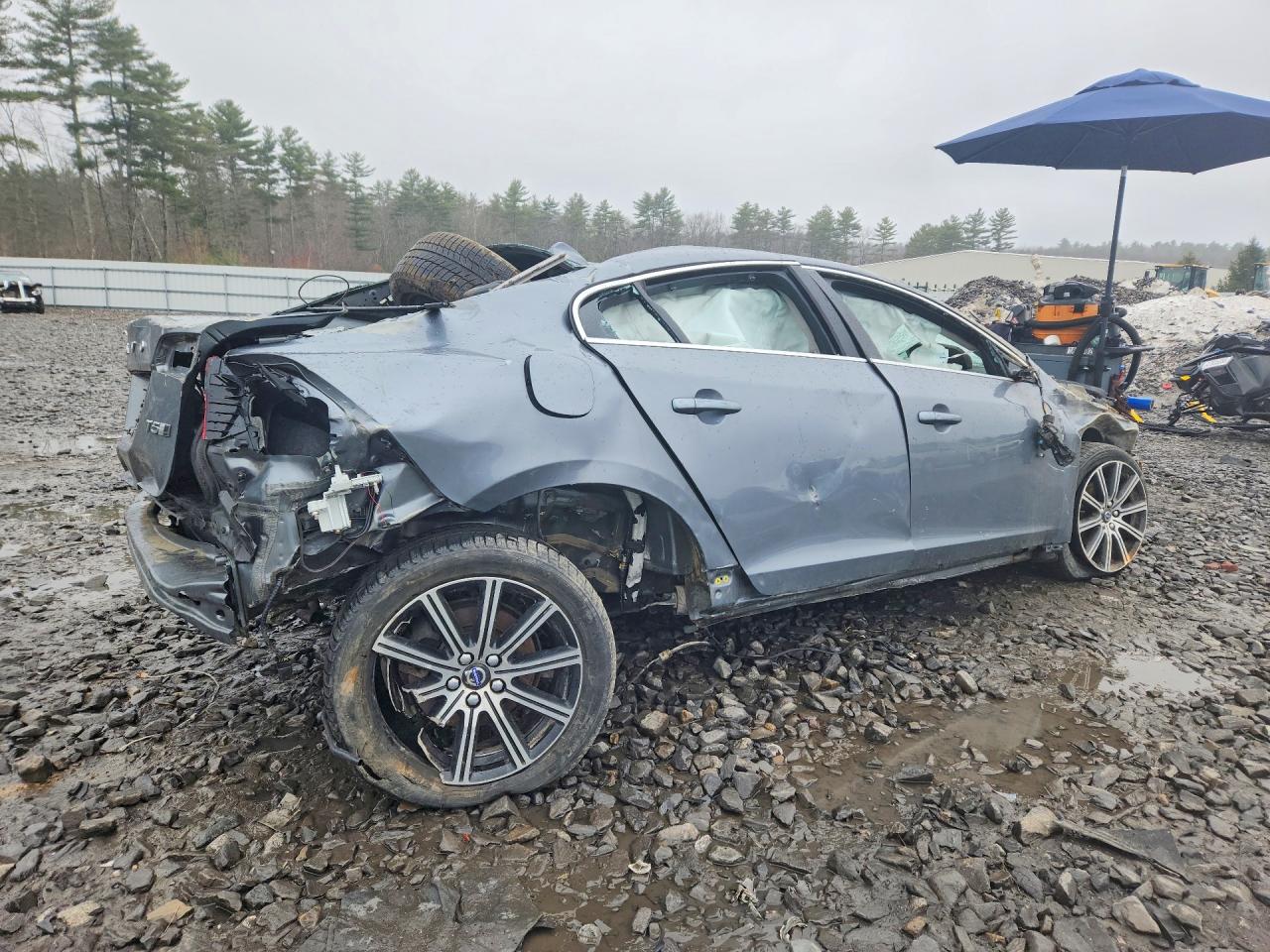 2018 Volvo S60 VIN LYV402TK1JB171399 photo 3