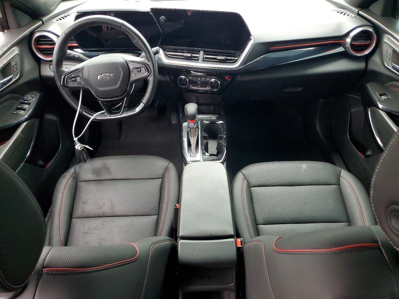2025 Chev Trax VIN KL77LJEP9SC293414 photo 8