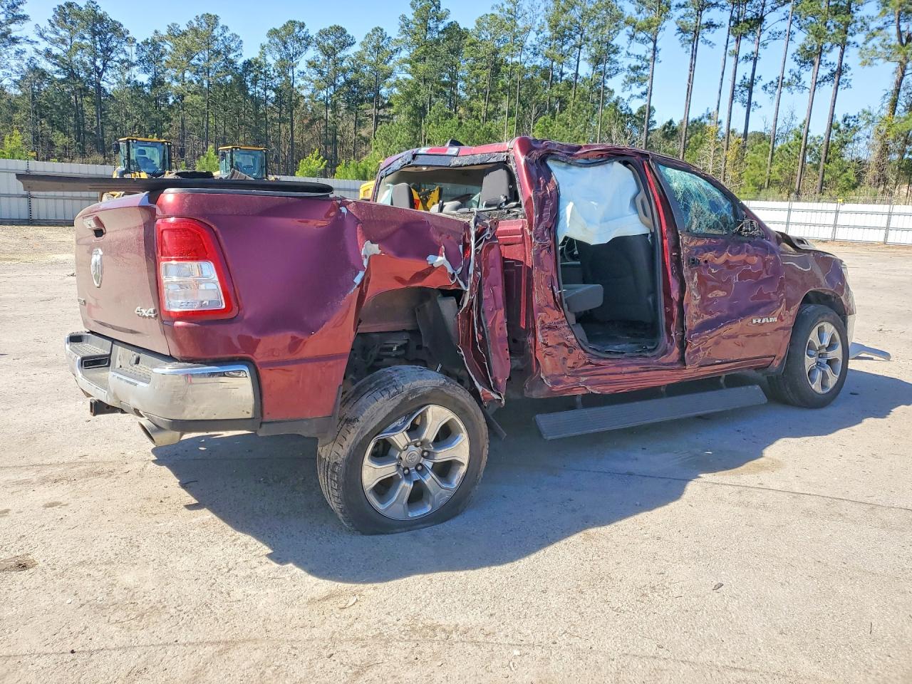 2020 Ram 1500 VIN 1C6SRFFT6LN233446 photo 3