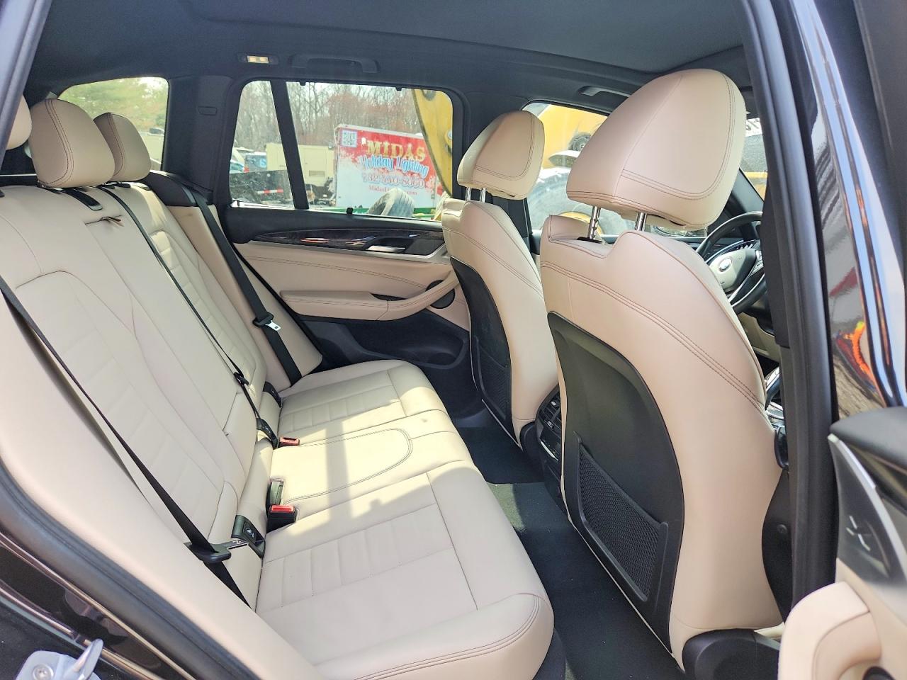 2019 BMW X3 VIN 5UXTR9C58KLE14032 photo 11