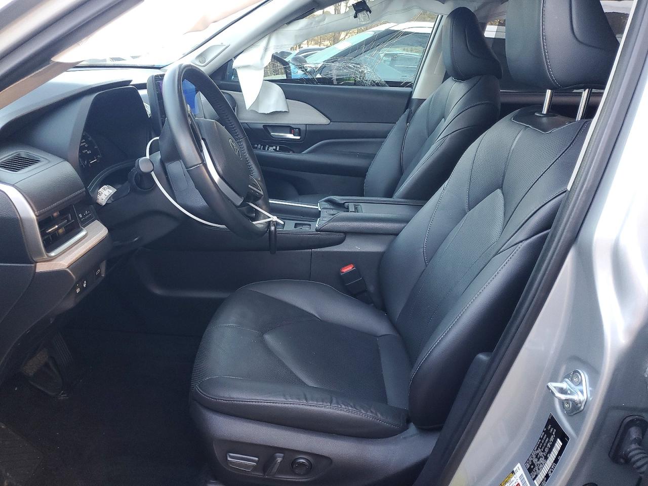 2024 Toyota All other VIN 5TDAAAA52RS001467 photo 7