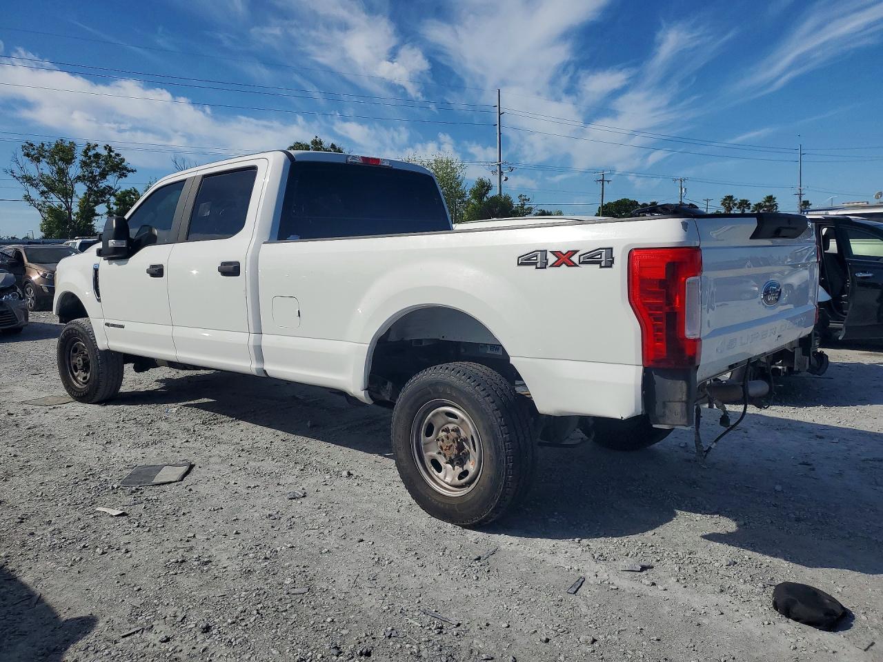 2017 FORD F250 VIN 1FT7W2BT0HEE95024 photo 2