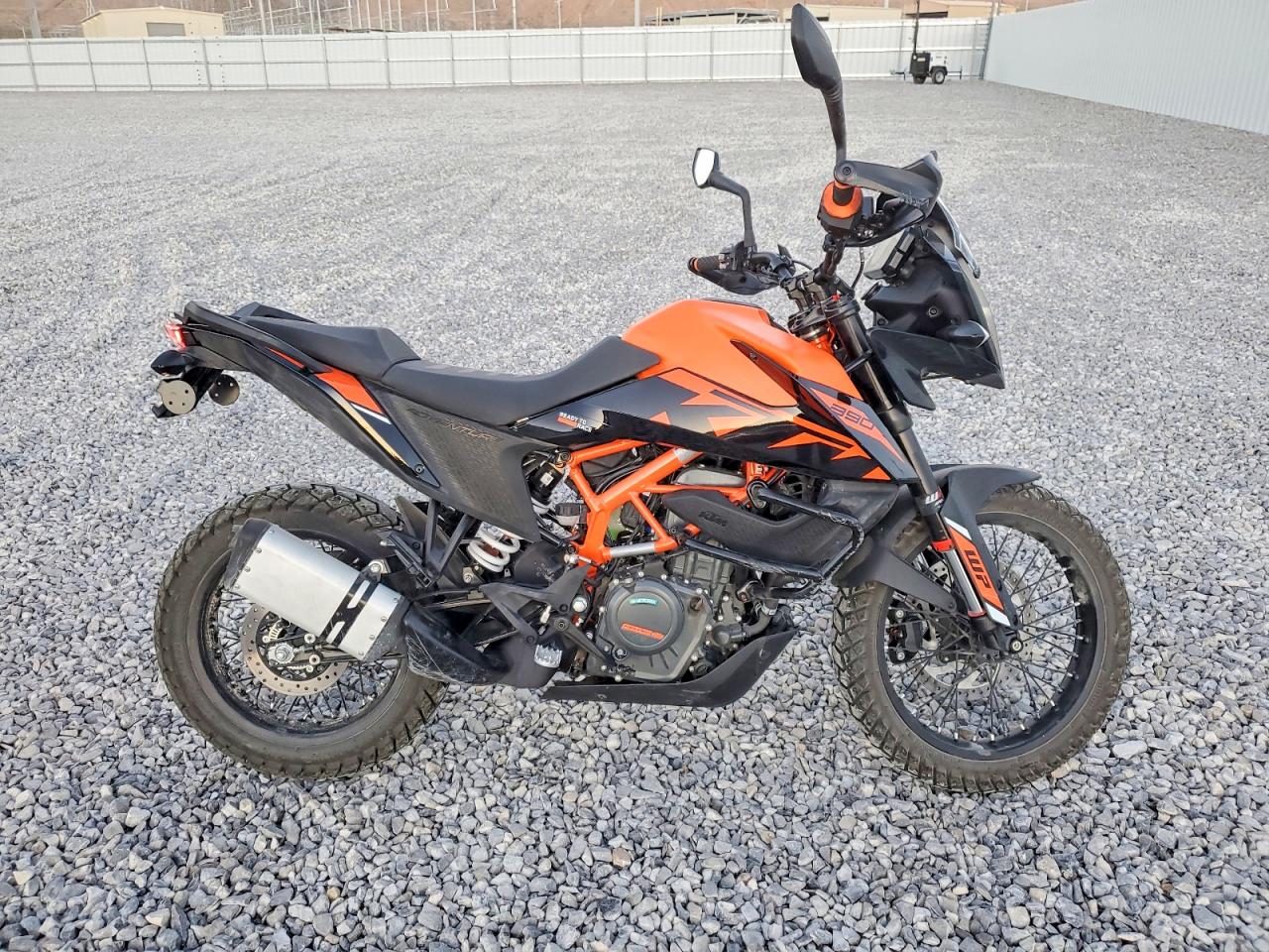 2024 Ktm Motorcycle VIN MD2JGJ401RN211928 photo 1