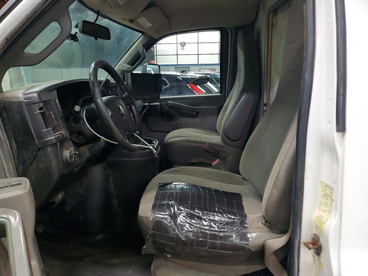 2020 Express VIN 1GB0GRFP1L1121479 photo 7