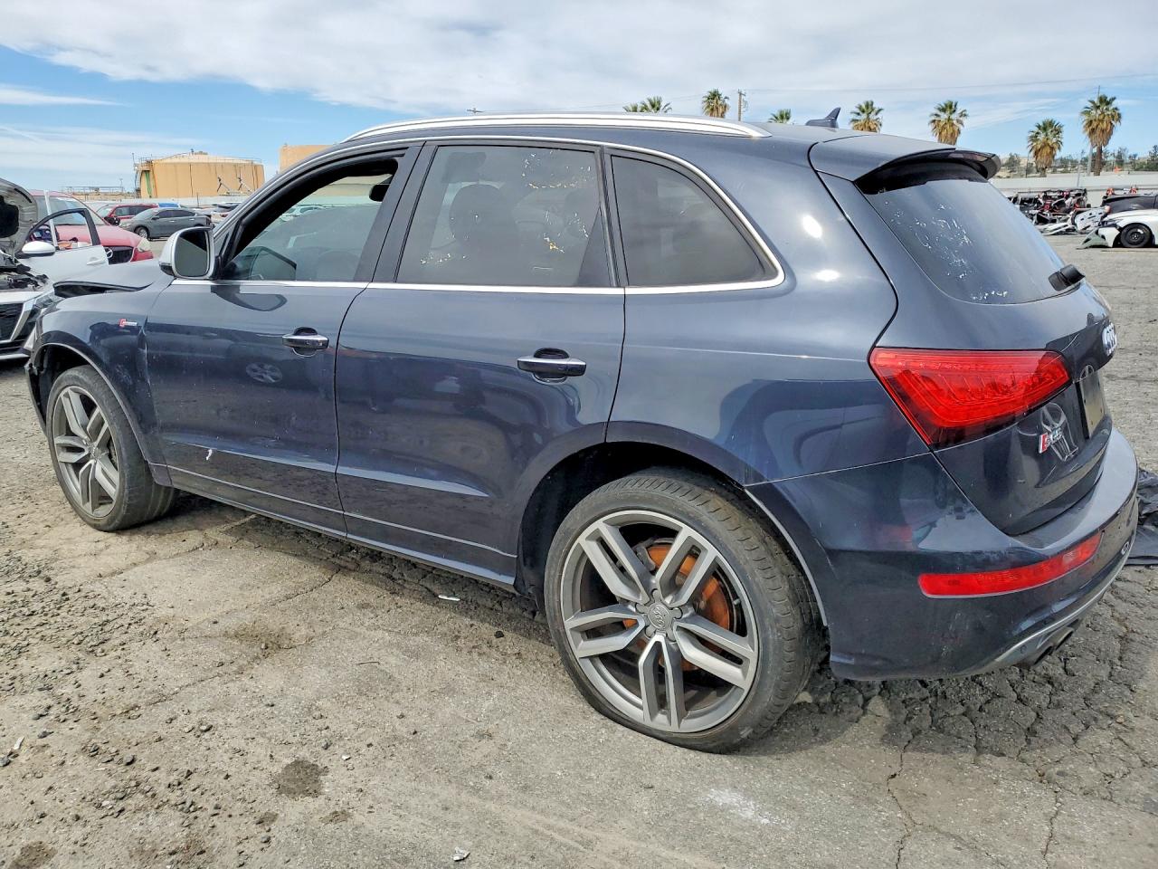 2016 Audi Sq5 VIN WA1CCAFP9GA061344 photo 2