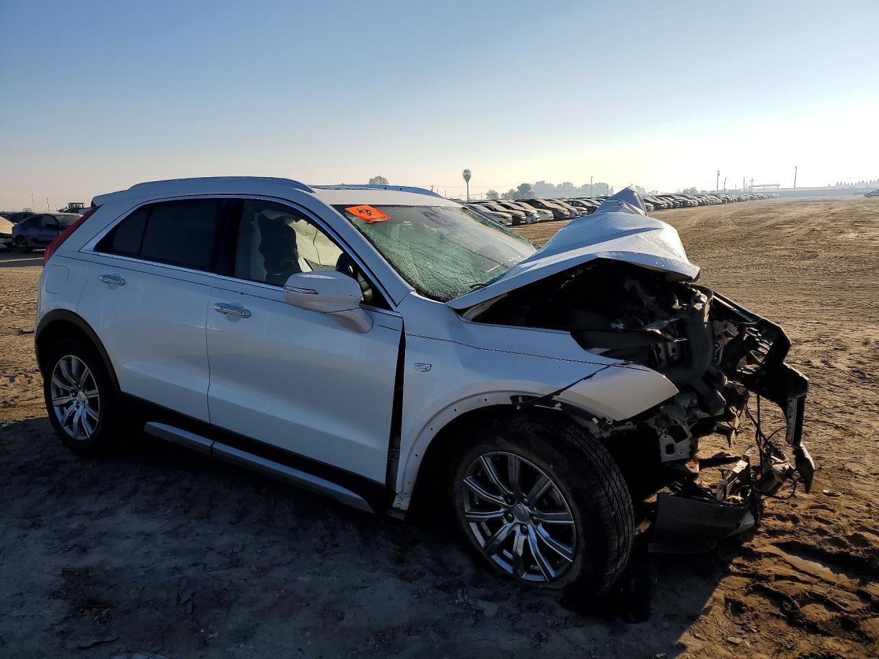 2019 Cadillac Xt4 VIN 1GYFZCR43KF153327 photo 4