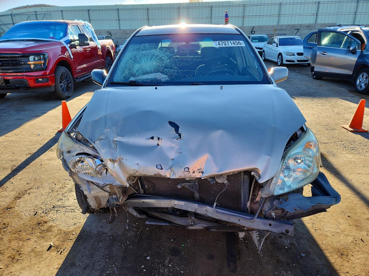 2003 TOYOTA Matrix VIN 2T1KR32E03C116320 photo 5