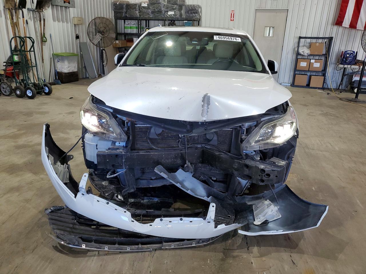 2018 Toyota Avalon VIN 4T1BK1EB0JU269396 photo 5