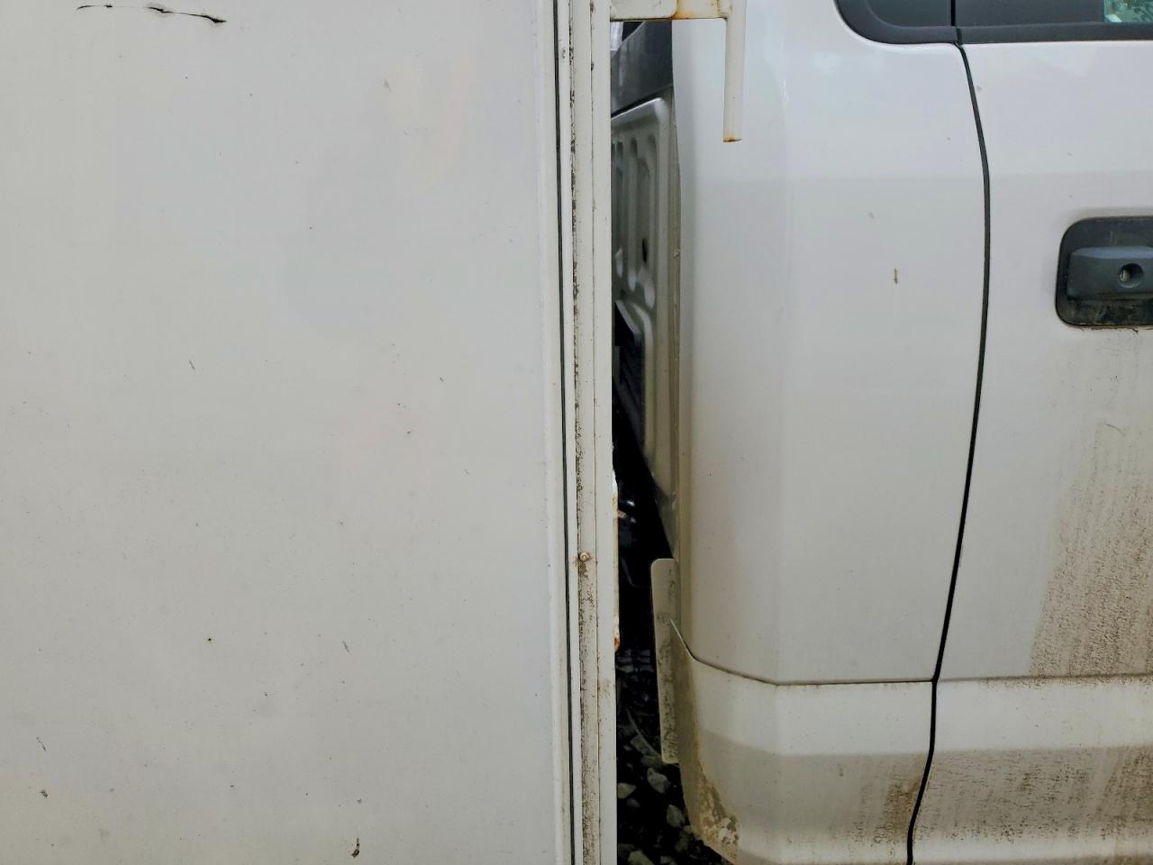 2019 Ford F550 VIN 1FDUF5GT6KEE94234 photo 10