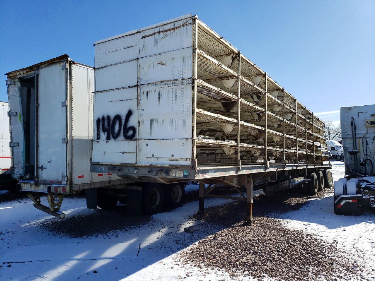 2015 TRAILER - LIVESTOCK TRAILER - PRIOR FLEET VIN 1CD2L4937FA010807 photo 3