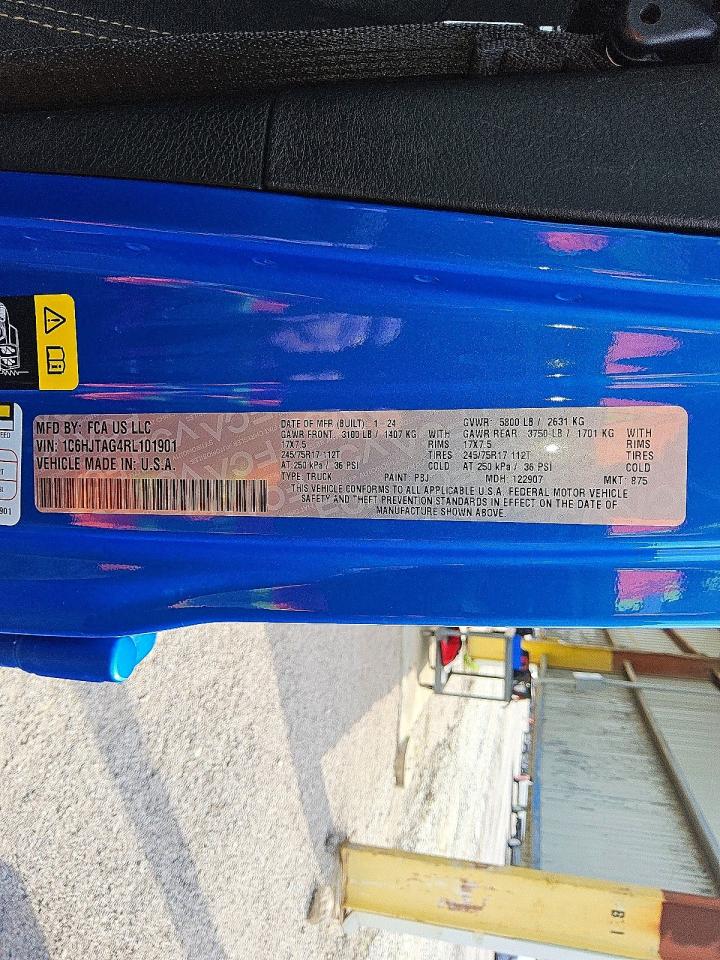 2024 Jeep Gladiator VIN 1C6HJTAG4RL101901 photo 12