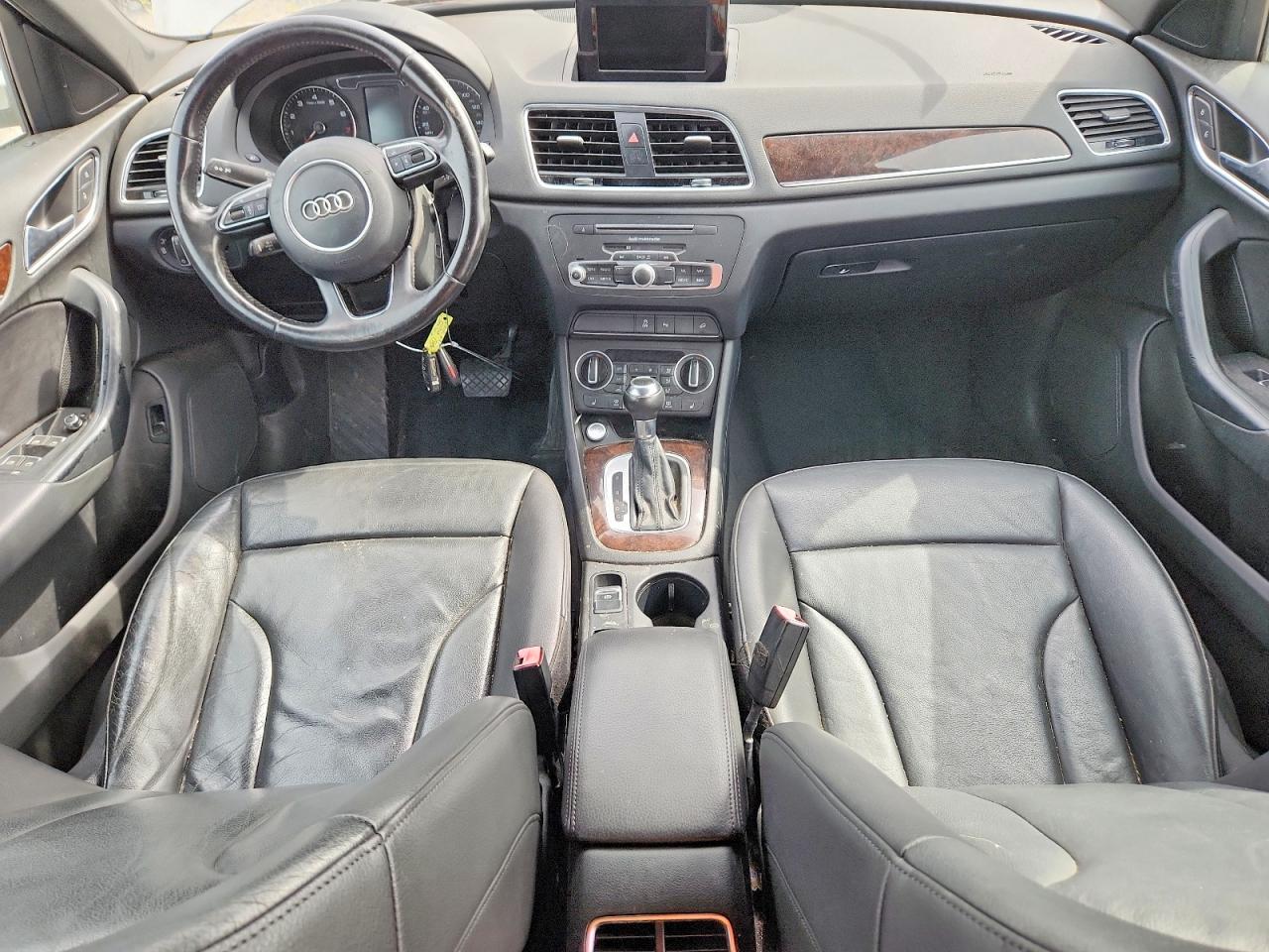 2016 Audi Q3 VIN WA1BFCFS3GR011026 photo 8