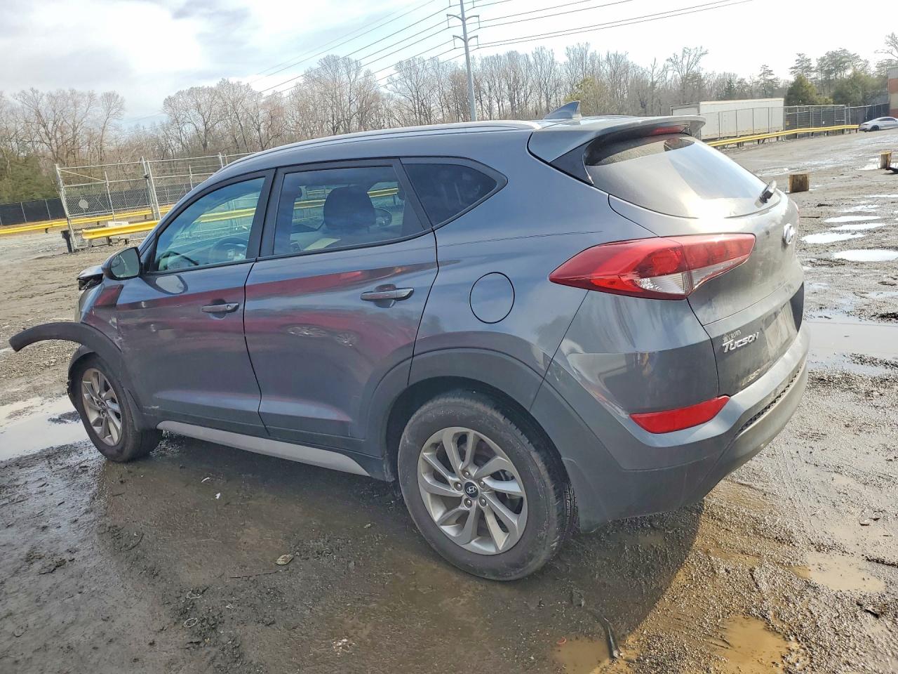 2018 Hyundai Tucson VIN KM8J33A46JU694570 photo 2