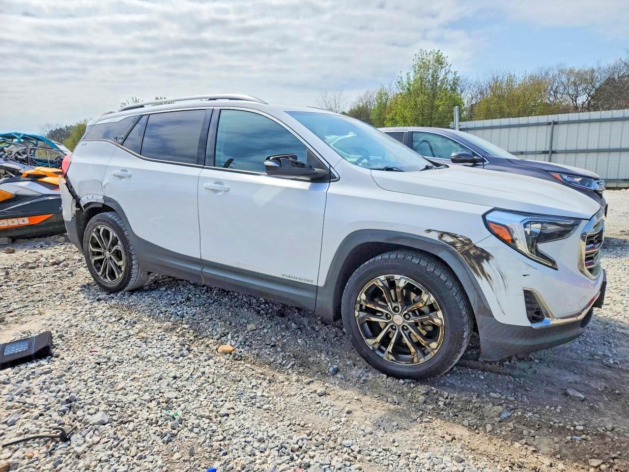 2018 GMC Terrain VIN 3GKALPEX8JL322498 photo 4