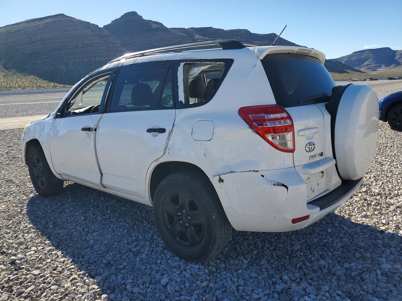 2012 Toyota Rav4 VIN 2T3BF4DV8CW220314 photo 2