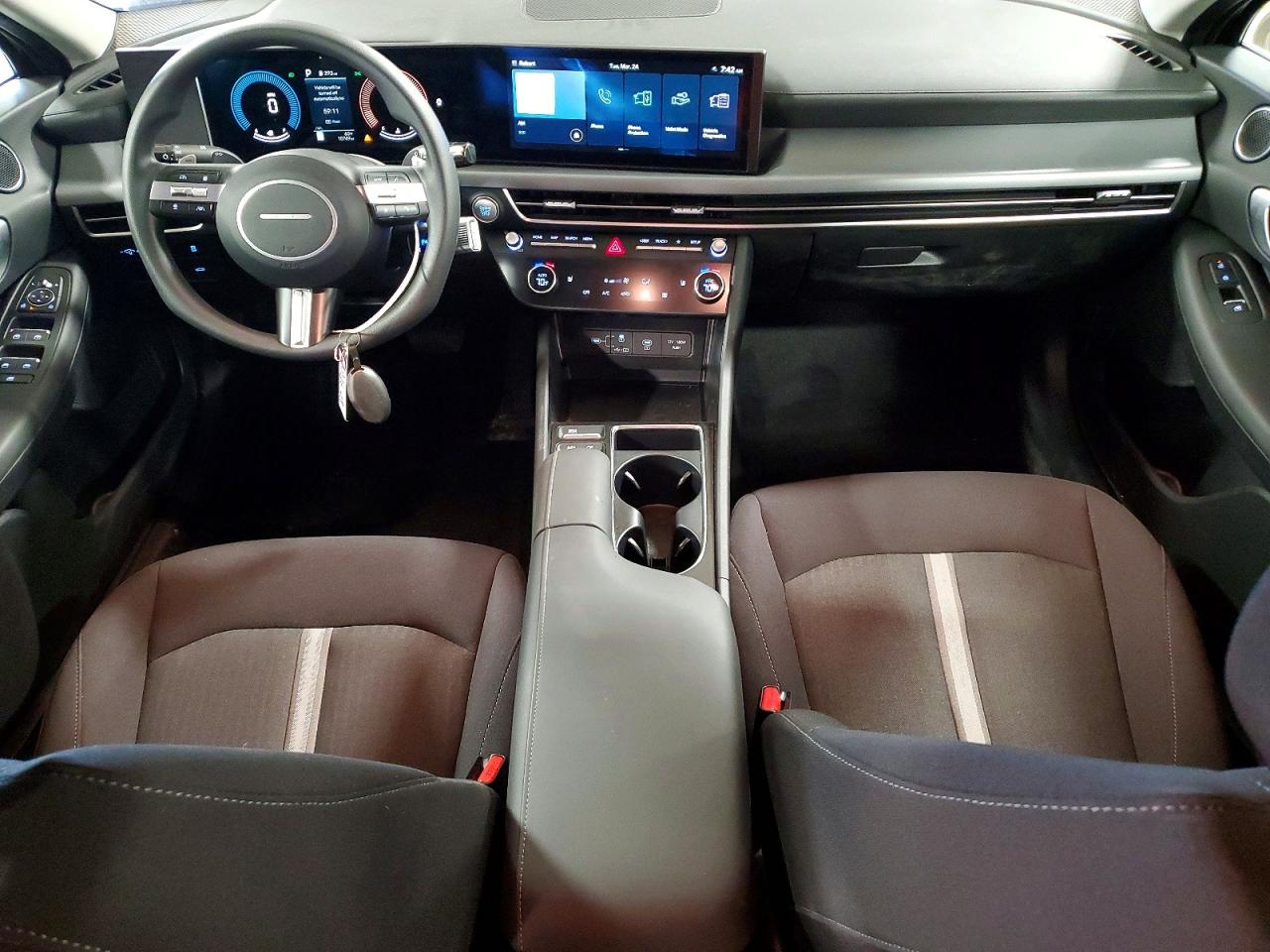 2025 Hyundai Sonata VIN KMHL64JA4SA473421 photo 8