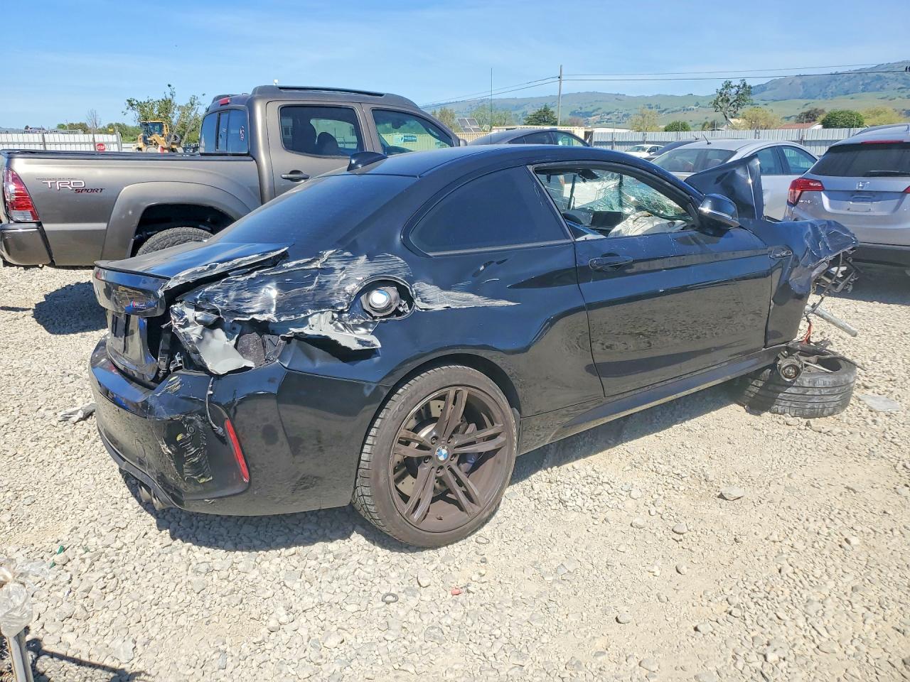 2018 BMW M2 VIN WBS1J5C53J7B70332 photo 3