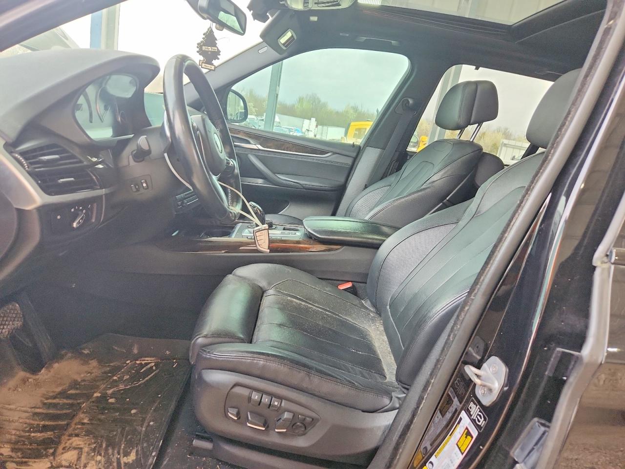 2014 BMW X5 VIN 5UXKR6C50E0J71698 photo 7