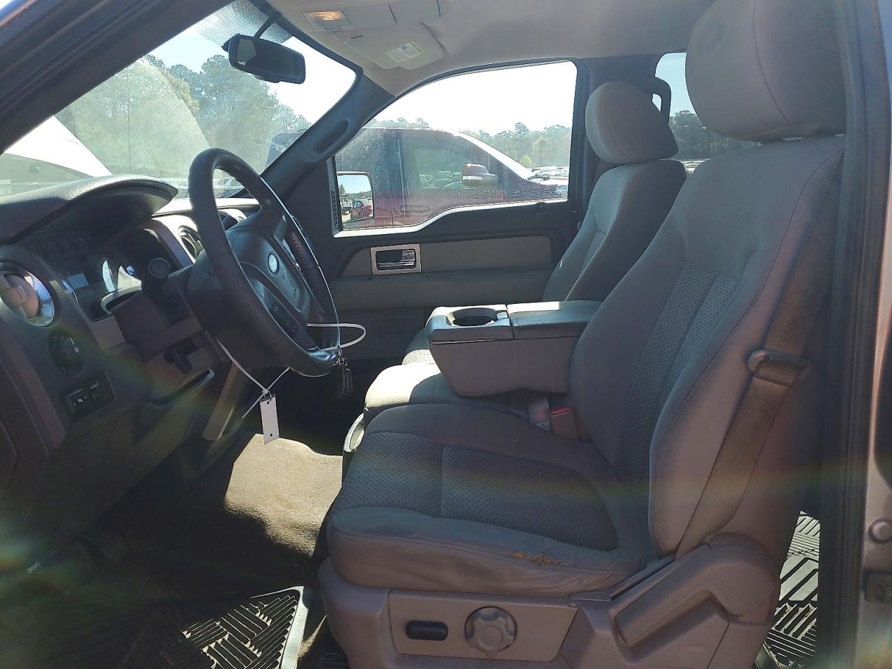 2010 Ford F150 VIN 1FTEW1C84AFD61015 photo 7
