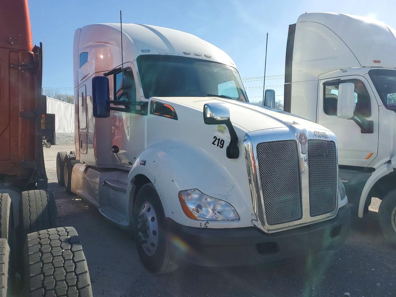 2018 KENWORTH All other VIN 1XKYD49X2JJ175459 photo 1