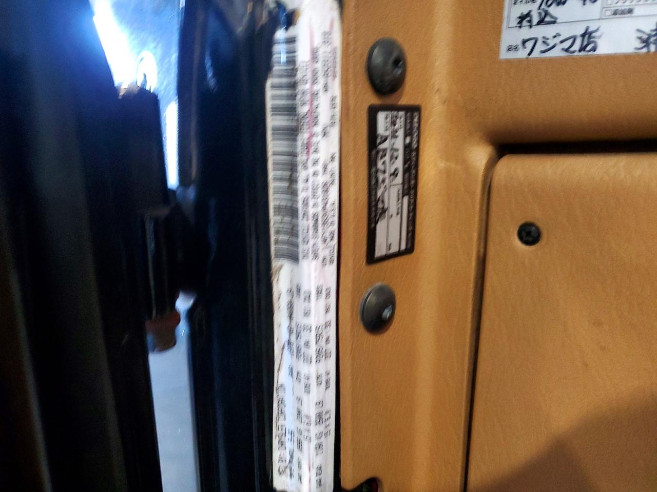 1997 Jeep Wrangler / VIN 1J4FY19S3VP431826 photo 12