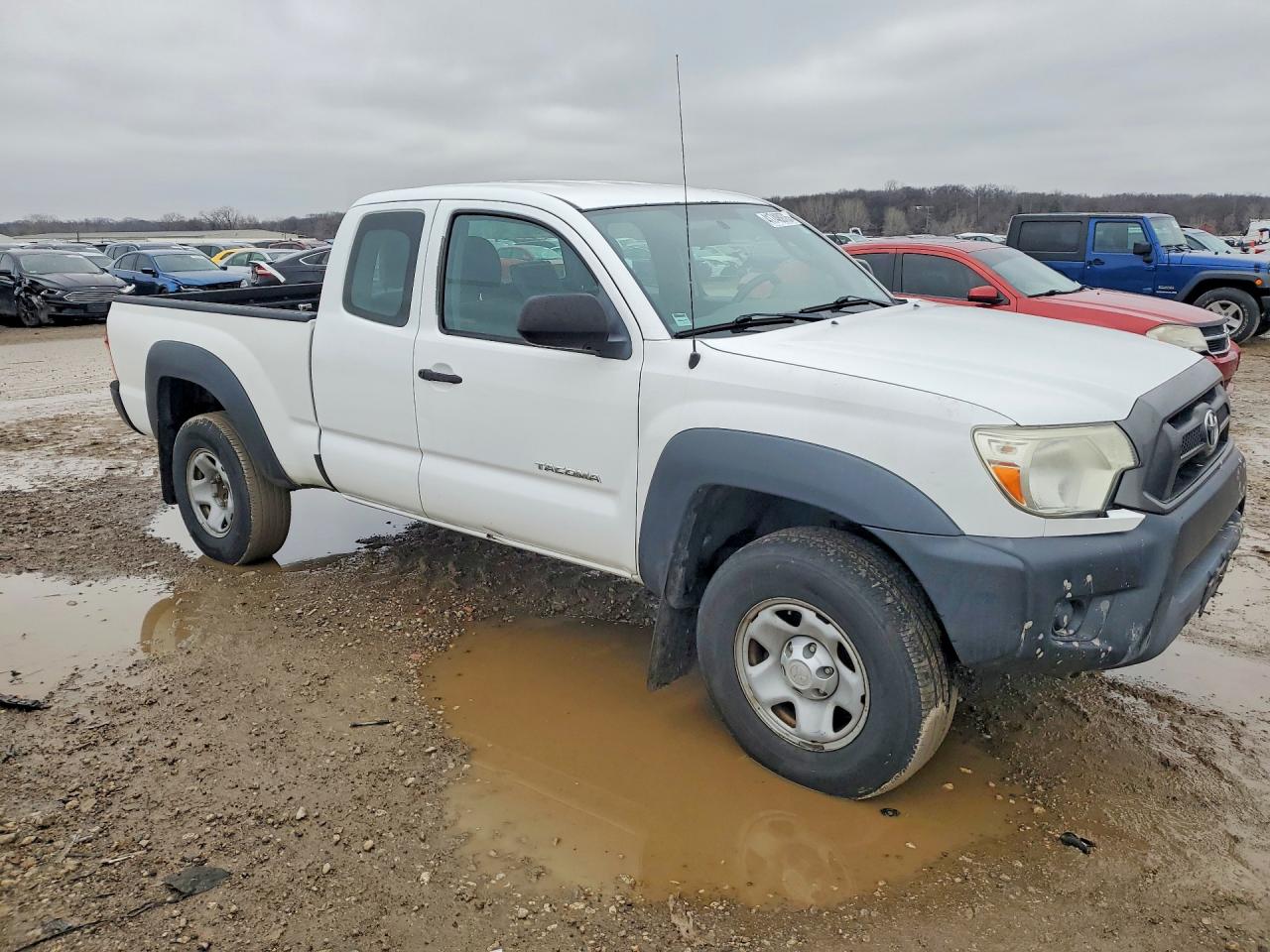 2014 Toyota Tacoma VIN 5TFTU4GN2EX055669 photo 4