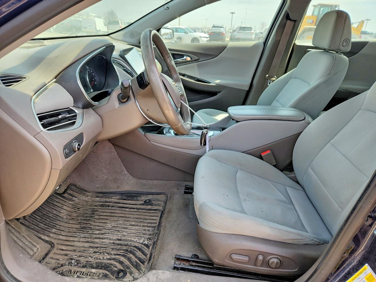 2017 Chevrolet Malibu VIN 1G1ZE5ST6HF127933 photo 7