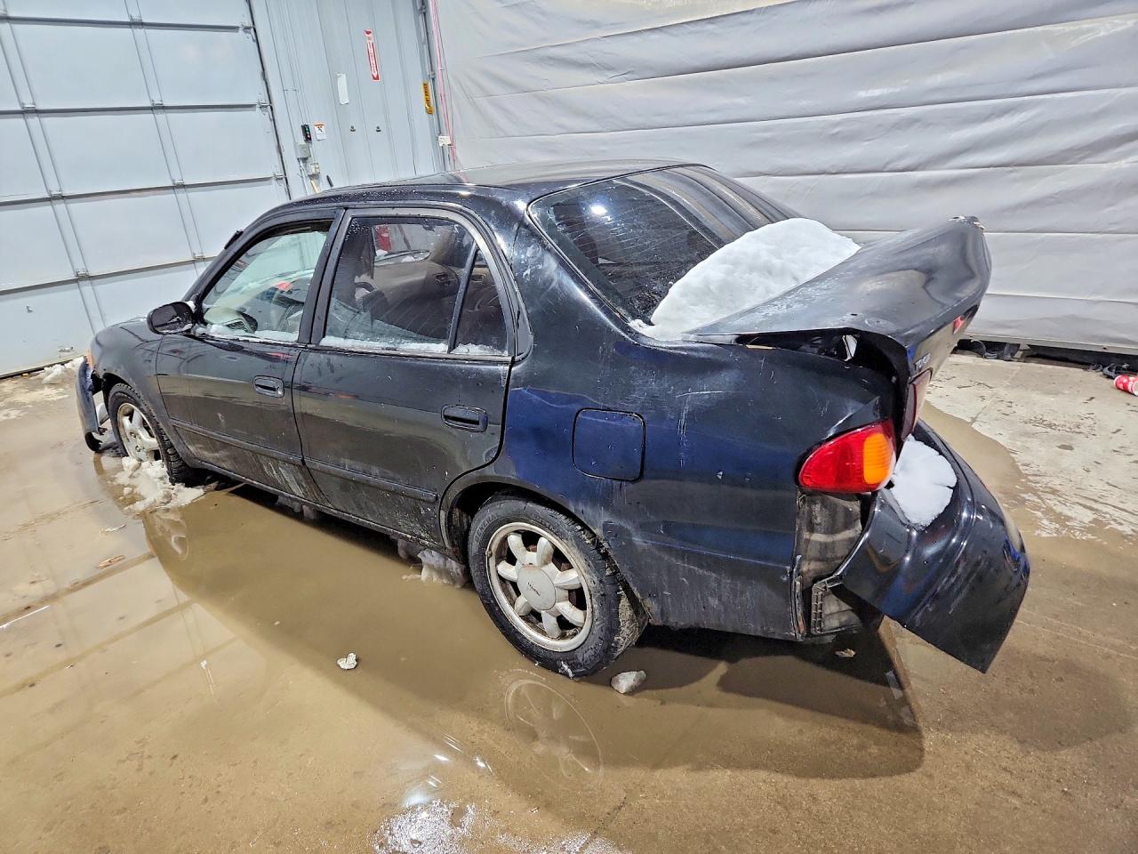 2001 Toyota Corolla VIN 2T1BR12E61C413545 photo 2