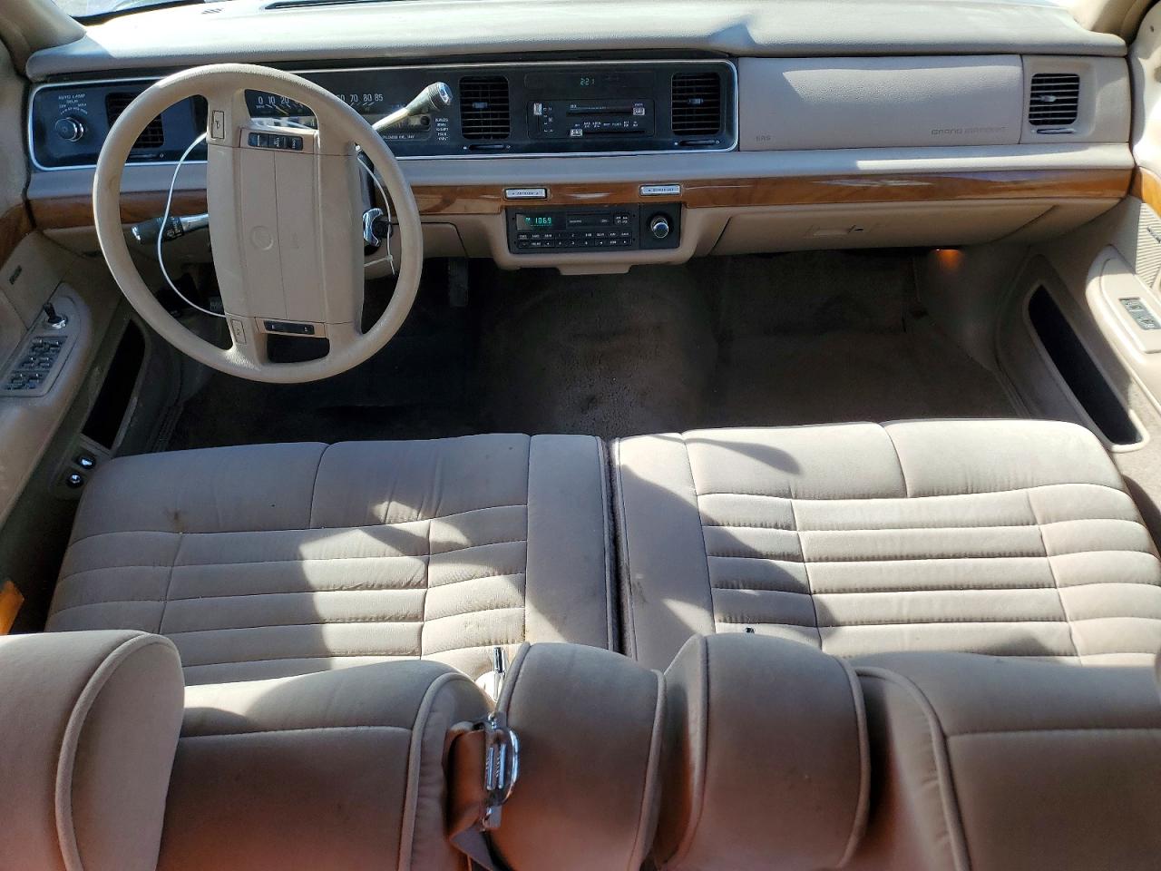 1993 Mercury Grmarquis VIN 2MELM74W9PX615326 photo 8