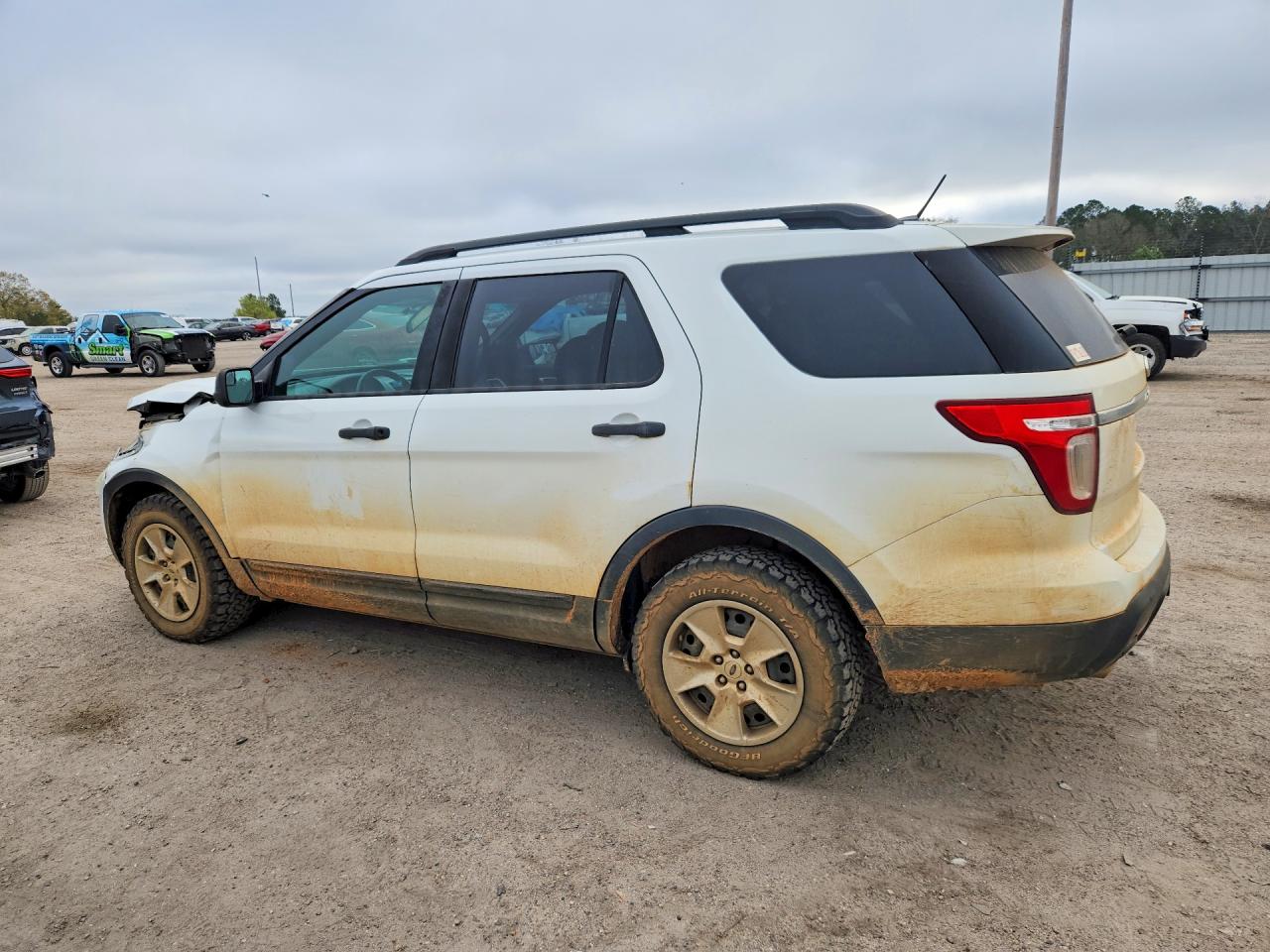 2013 Ford Explorer VIN 1FM5K8B82DGB15743 photo 2