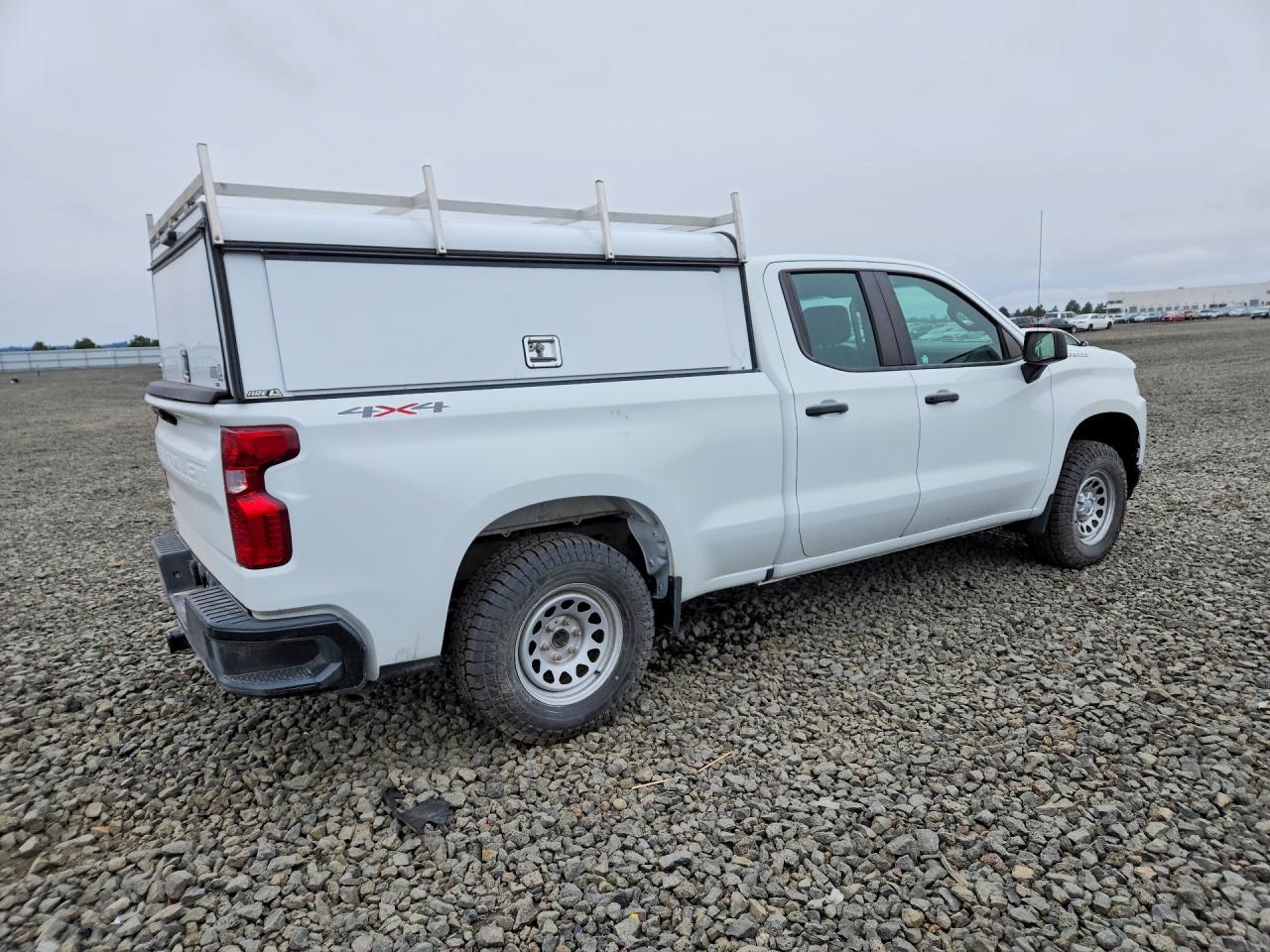 2021 CHEVROLET All models VIN 1GCRYAEF7MZ323143 photo 3