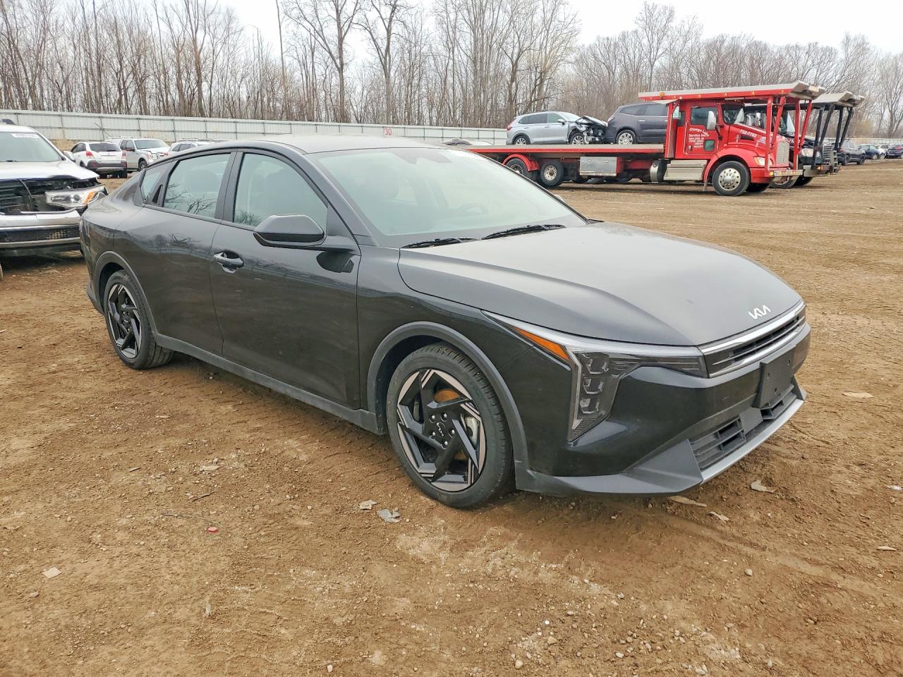 2025 Kia All other VIN 3KPFU4DE0SE079997 photo 4