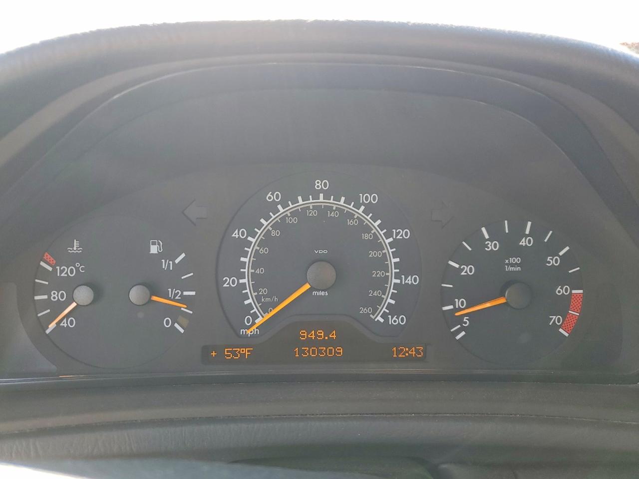 1999 Mercedes Clk-class VIN WDBLJ65G4XF112244 photo 9