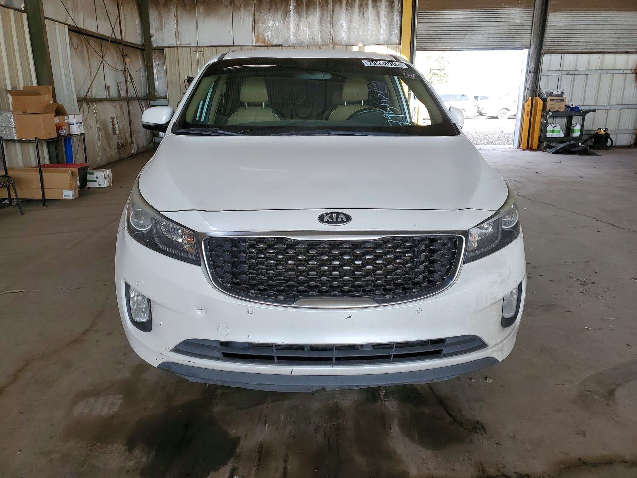 2018 Kia SEDONA VIN KNDMC5C16J6380728 photo 5