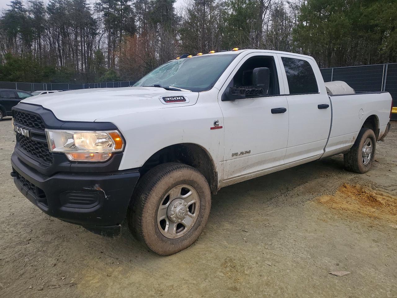 2022 Ram 3500 VIN 3C63R3GL0NG338304 photo 1