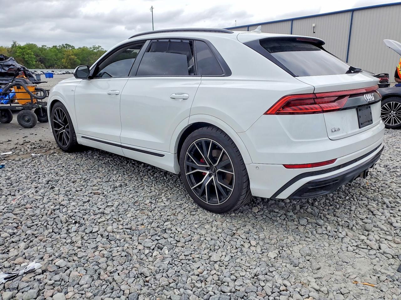 2020 AUDI Q8 VIN WA1FVAF1XLD026906 photo 2