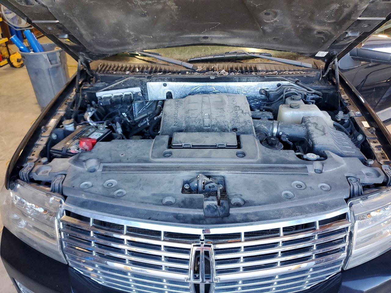 2012 Lincoln Navigator VIN 5LMJJ3J54CEL06938 photo 12