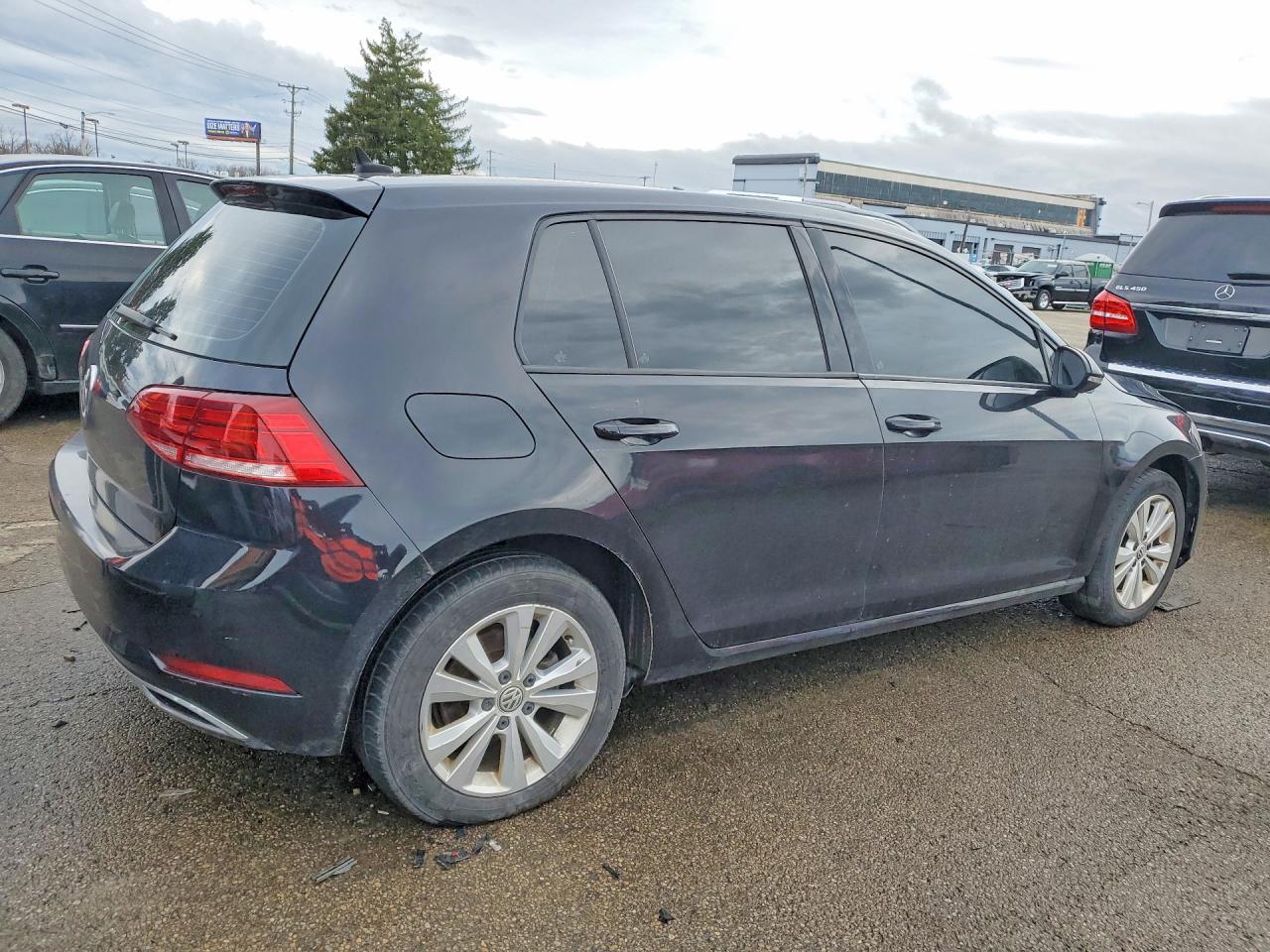2021 Volkswagen Golf VIN 3VWG57AU9MM013582 photo 3