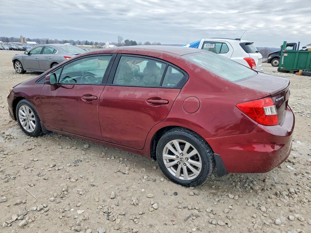 2012 Honda Civic VIN 19XFB2F96CE030590 photo 2