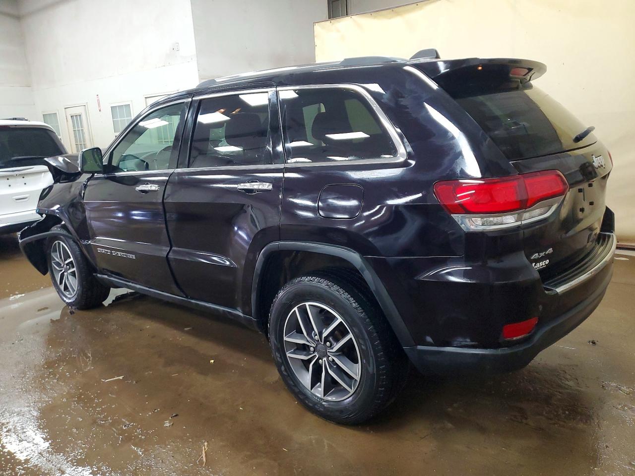 2020 Jeep Cherokee VIN 1C4RJFBG1LC350399 photo 2
