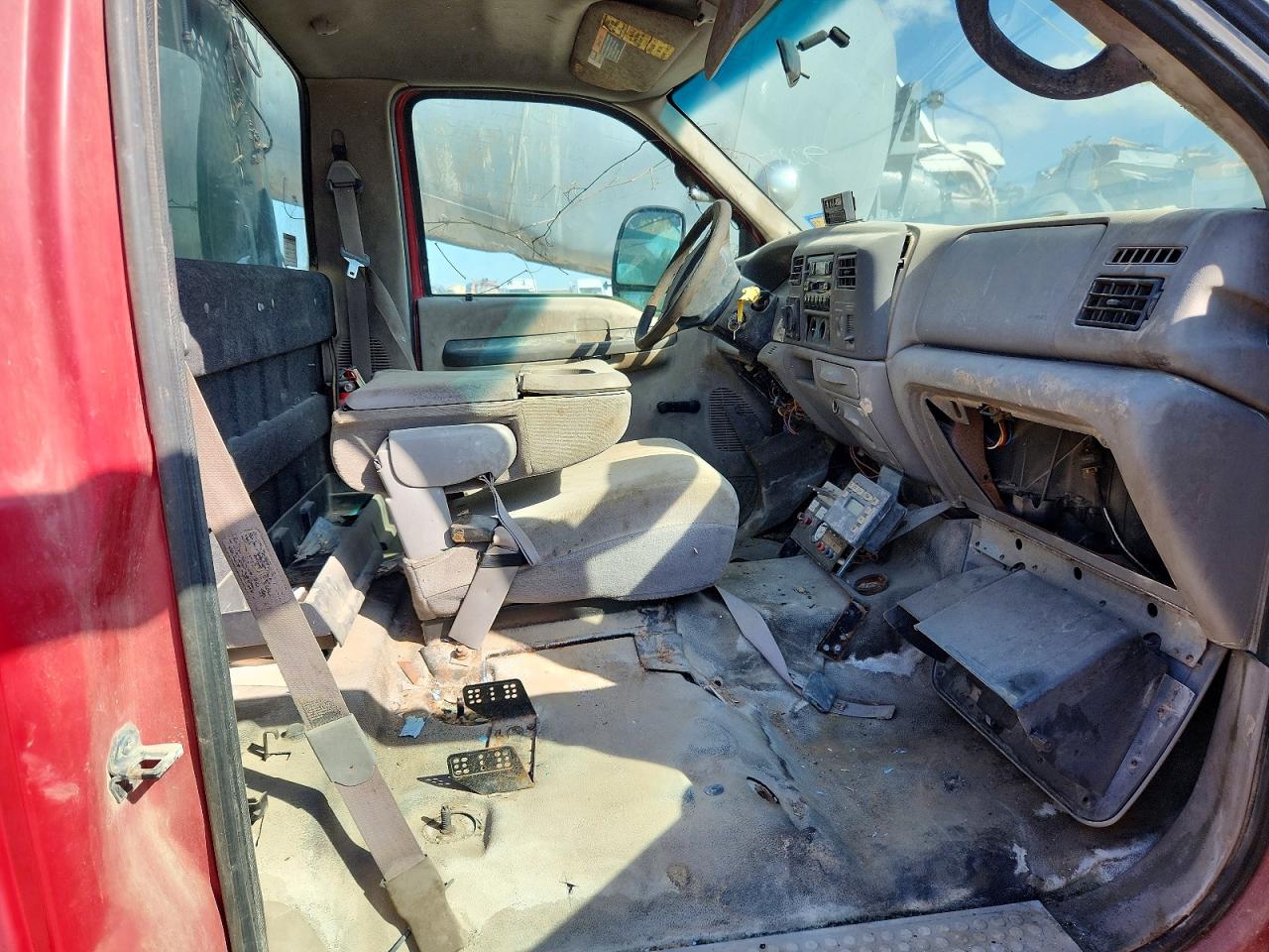 2001 Ford F550 VIN 1FDAF56F71EB82176 photo 10