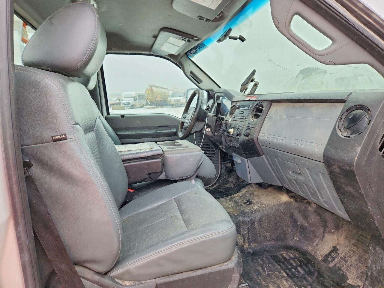 2015 Ford F550 VIN 1FDUF5GTXFEC05121 photo 5
