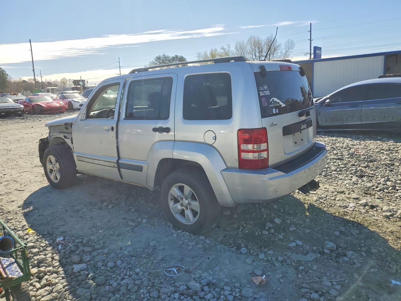 2010 Jeep Liberty VIN 1J4PP2GK4AW106604 photo 2