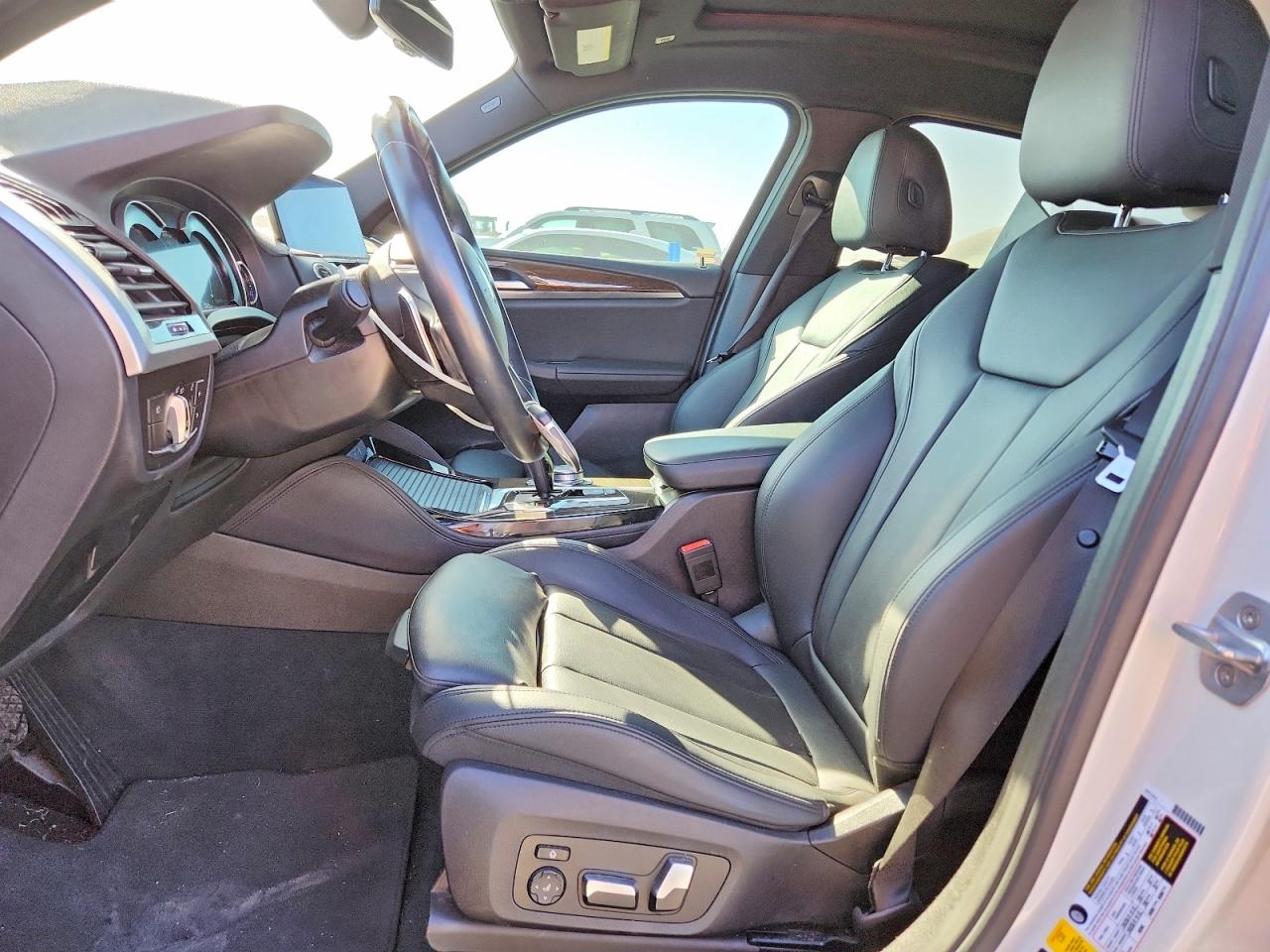 2019 BMW X4 VIN 5UXUJ3C54KLG53232 photo 7