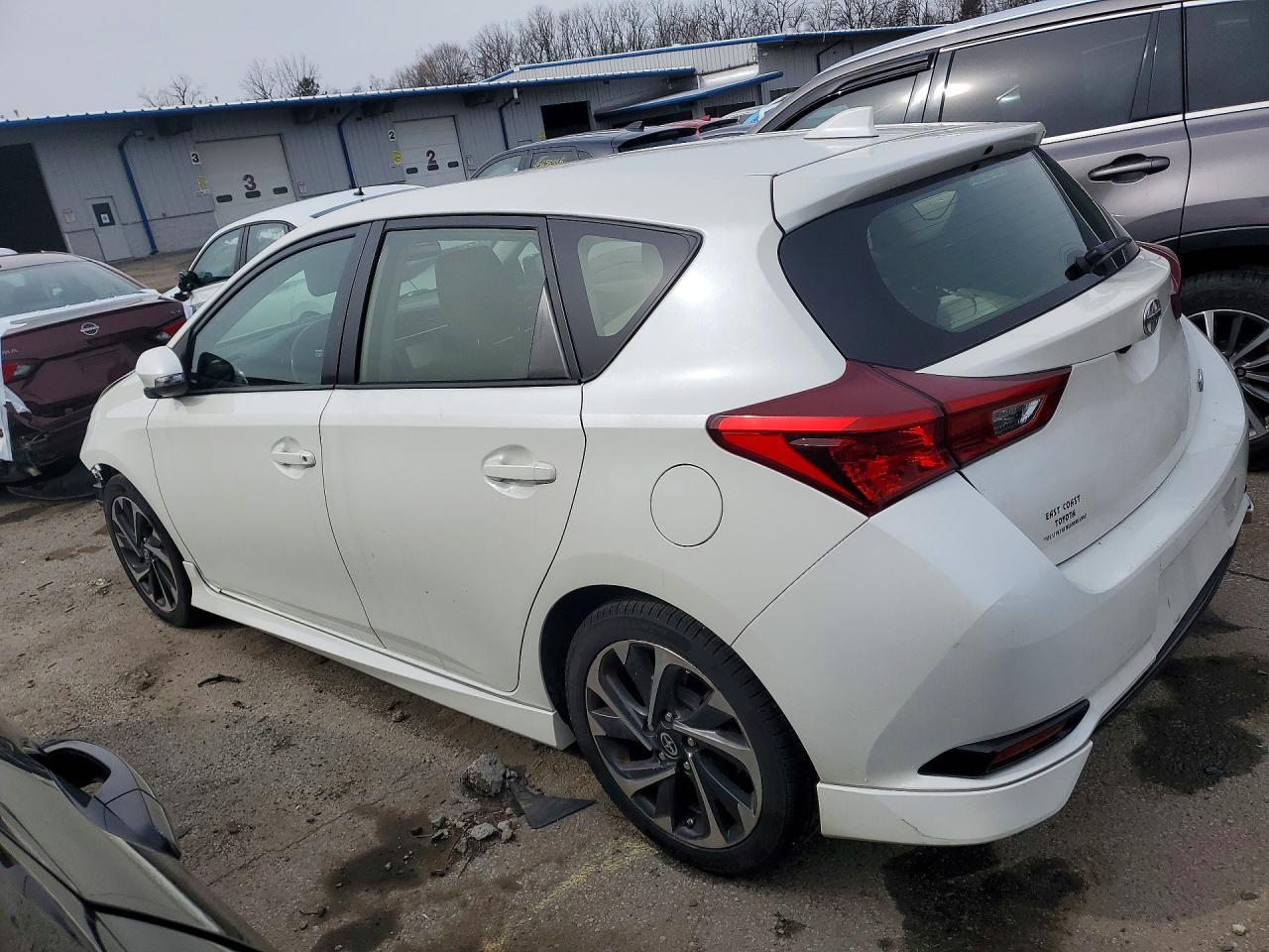 2016 Scion Im VIN JTNKARJE0GJ522924 photo 2