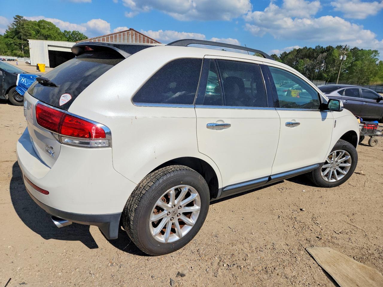 2015 Lincoln Mkx VIN 2LMDJ6JK3FBL23323 photo 3
